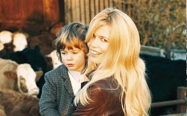 Claudia Schiffer osvaja