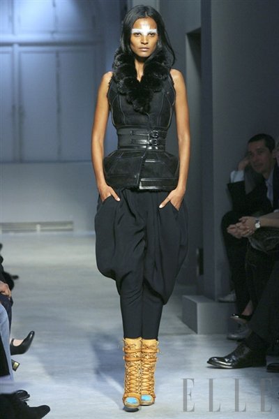 Balenciaga jesen - zima 2007/2008 (foto: Imaxtree)