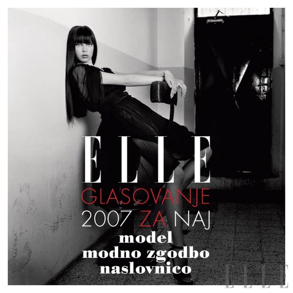Fotografija je iz Modne zgodbe z naslovom Obleke, Elle maj, 2007. (foto: Fotografija Mitja Božič)