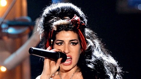 Amy Winehouse na Armanijevi zabavi?
