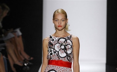 Carolina Herrera, pomlad-poletje 2008