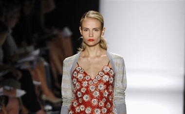 Carolina Herrera, pomlad-poletje 2008