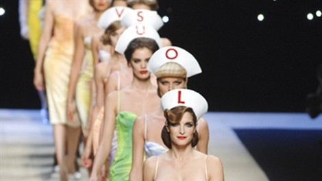 Na kratko: Louis Vuitton, Yves Saint Laurent, Eva Mendes