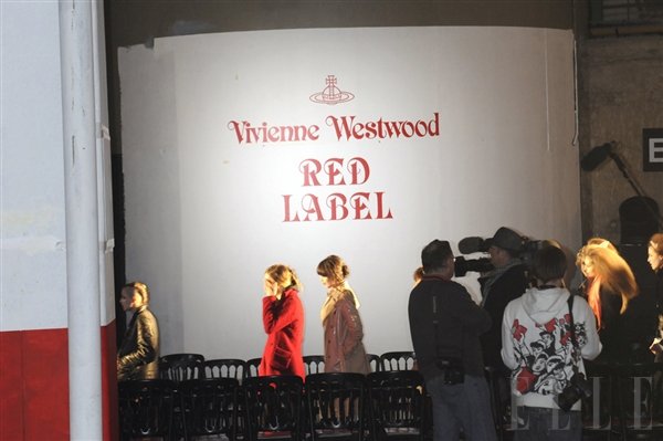 Zakulisje: Vivienne Westwood Red Label,  jesen-zima 2008/09 (foto: Fotografija Imaxtree)