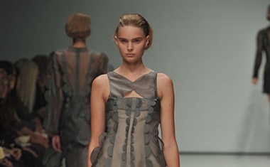 Christopher Kane, pomlad-poletje 2009