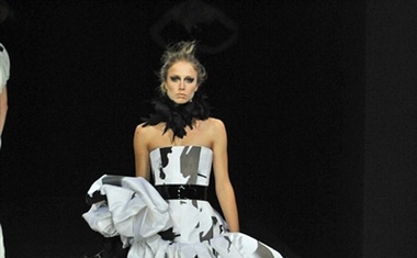 Giles Deacon, pomlad-poletje 2009
