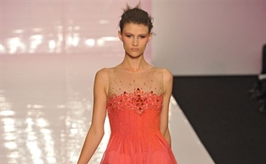 Jenny Packham, pomlad-poletje 2009