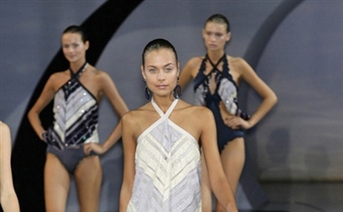 Emporio Armani, pomlad-poletje 2009