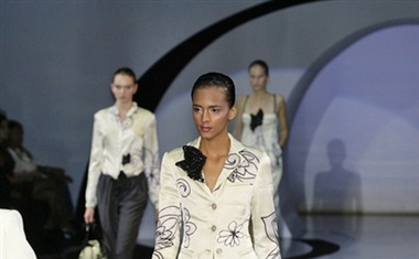 Emporio Armani, pomlad-poletje 2009