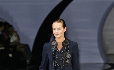 Emporio Armani, pomlad-poletje 2009