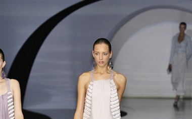 Emporio Armani, pomlad-poletje 2009