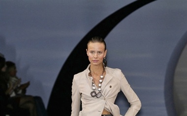 Emporio Armani, pomlad-poletje 2009