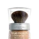 Pet odtenkov, ki ustrezajo tako svetli kot bolj temni polti: True Match Minerals, L`Oréal, 9,89 €. (foto: Fotografija promocijsko gradivo)