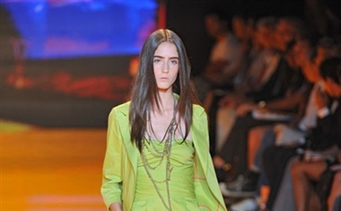 DKNY, pomlad-poletje 2009