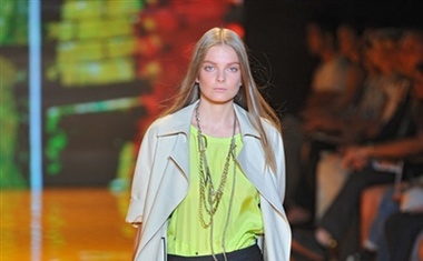 DKNY, pomlad-poletje 2009