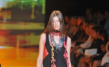 DKNY, pomlad-poletje 2009