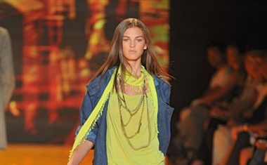 DKNY, pomlad-poletje 2009