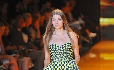 DKNY, pomlad-poletje 2009