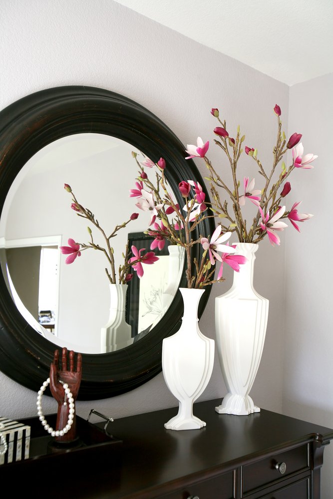 V spalnici si priskrbite svež šopek rož. (foto: Fotografija Shutterstock)