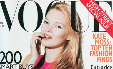 Kate Moss že tridesetič na naslovnici Voguea