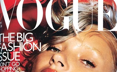 Kate Moss že tridesetič na naslovnici Voguea