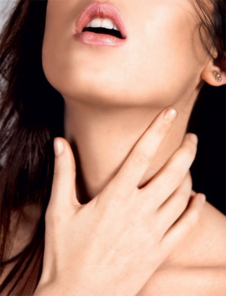 Kako spet do mladostnega  vratu - Foto: Fotografija Shutterstock