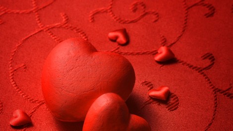 Recept za valentinovo: malinov sorbet s srčki