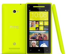 HTC in Microsoft predstavila telefon Windows Phone