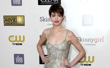 Anne Hathaway v obleki Oscar de la Renta