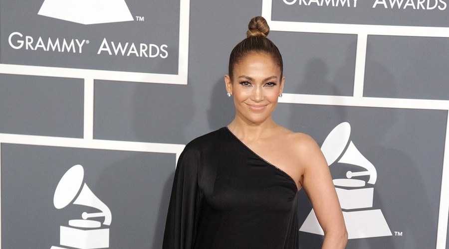 Grammyji: J.Lo po sledi "Angelinine noge" (foto: Profimedia)