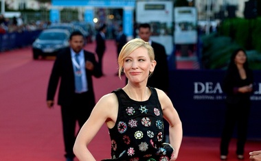 Cate Blanchett v Deauvillu: Armani in Dior