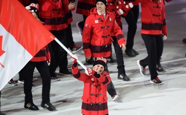 Foto: Kdo je olimpijcem sešil "srajčice"?