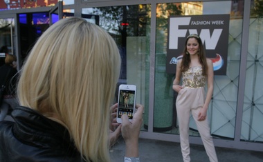 Družabna kronika s torkove večerne revije Fashion Week Aquafresh