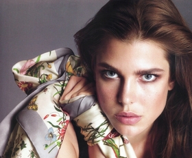Obraz novih ličil Gucci je Charlotte Casiraghi