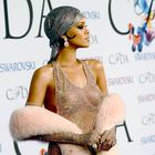 Foto: Rihanna, izzivalna modna ikona