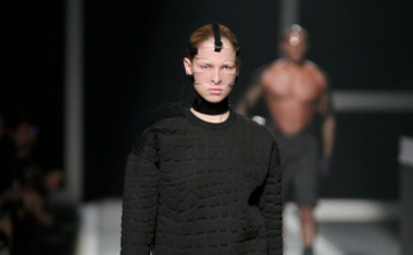 Kolekcija Alexander Wang x H&M prvič na modni brvi v New Yorku