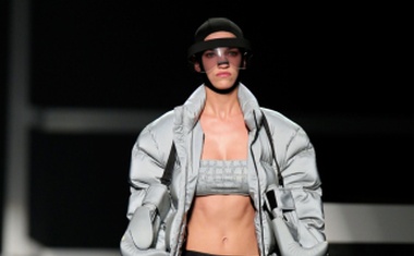 Kolekcija Alexander Wang x H&M prvič na modni brvi v New Yorku