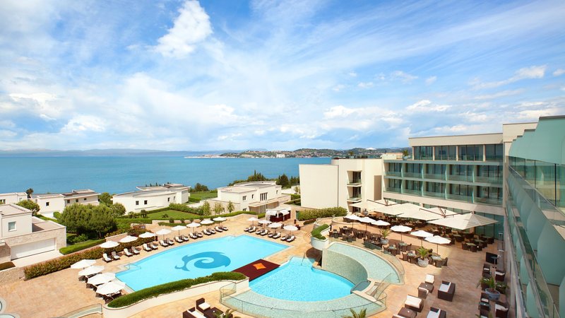 Hotelski bazen (foto: Kempinski Hotel Adriatic, Alberi)