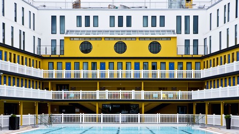 Hotel Molitor, kjer je umetnost življenja uživanje v bazenu