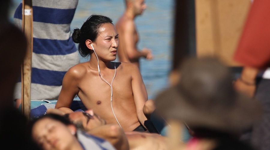 Alexander Wang na oddihu v Grčiji (foto: profimedia)