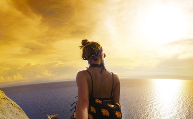 FOTO: Par, ki je s svojimi dopustniškimi fotografijami obnorel Instagram