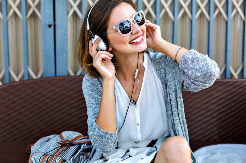 Top 5 skladb za uživanje v zadnjih poletnih dneh (po izboru Elle) (foto: Shutterstock)
