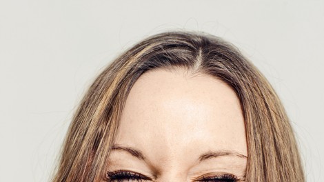 Katera metoda za odstranjevanje dlačic na obrazu je najučinkovitejša?