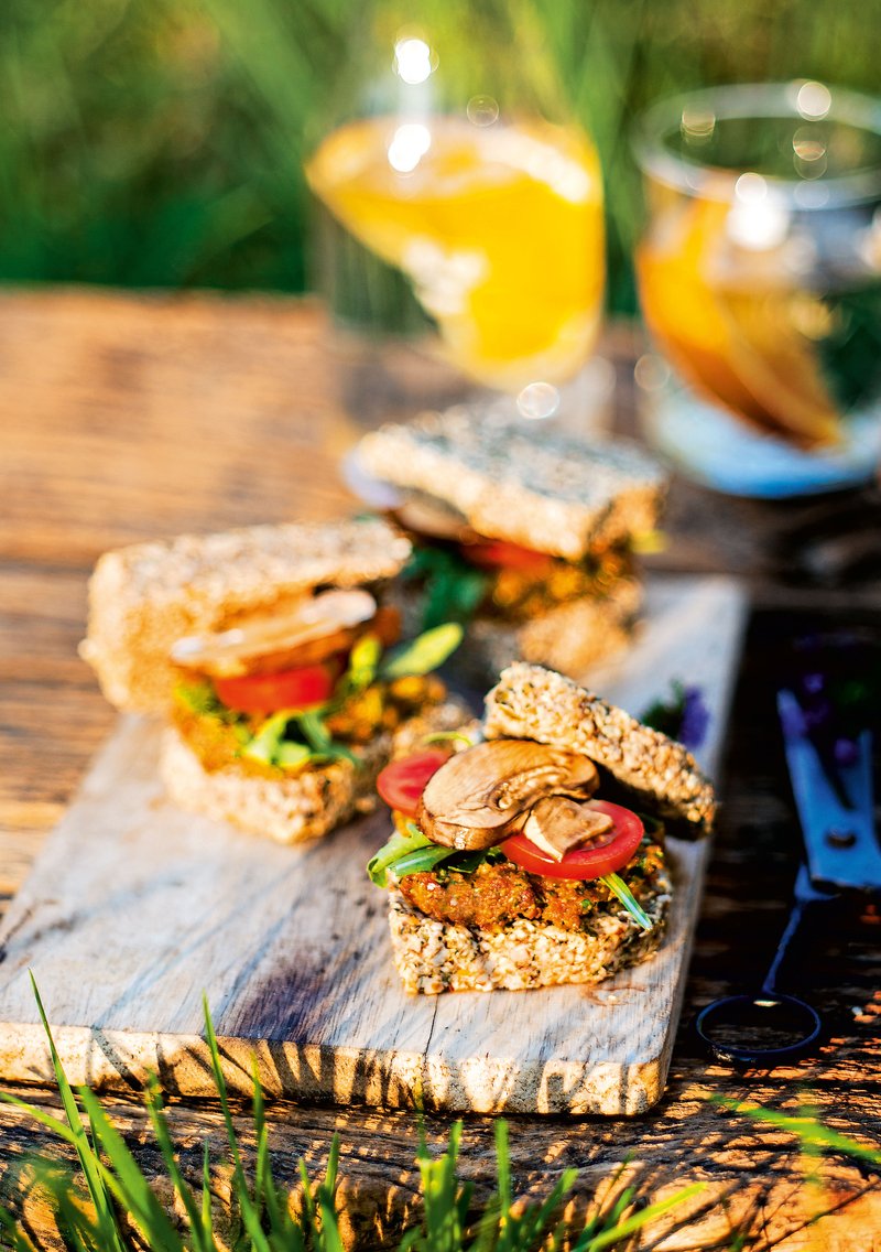 Odličen recept za presni sendvič z avokadovim namazom (foto: revija Čarovnija okusa)