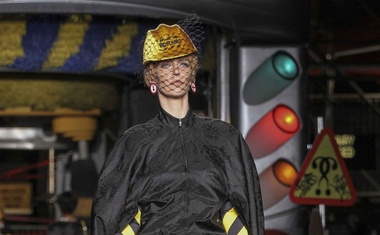 MFW pomlad/poletje 2016: Moschino ostaja Moschino