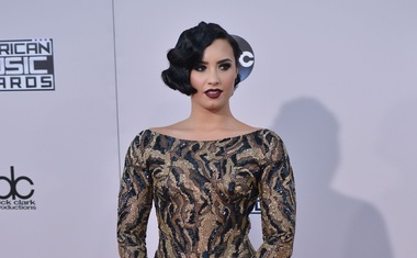 Foto: Kaj so dame nosile na podelitvi American Music Awards?