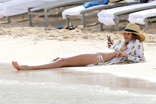Jessica Alba: Luksuzne družinske počitnice preživlja na Havajih