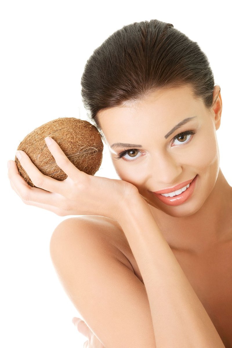 5 načinov uporabe kokosovega olja v kozmetiki (foto: Profimedia)
