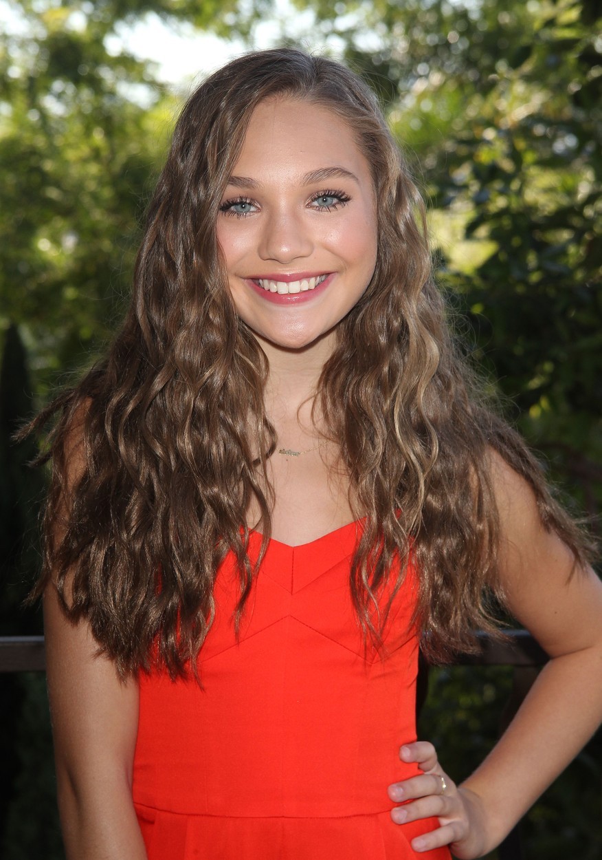 Maddie Ziegler Preberite še: http://www.elle.si/lifestyle/morate-videti-kako-se-je-britney-spears-znasla-v-carpool-karaokah-z-jamesom-cordenom/