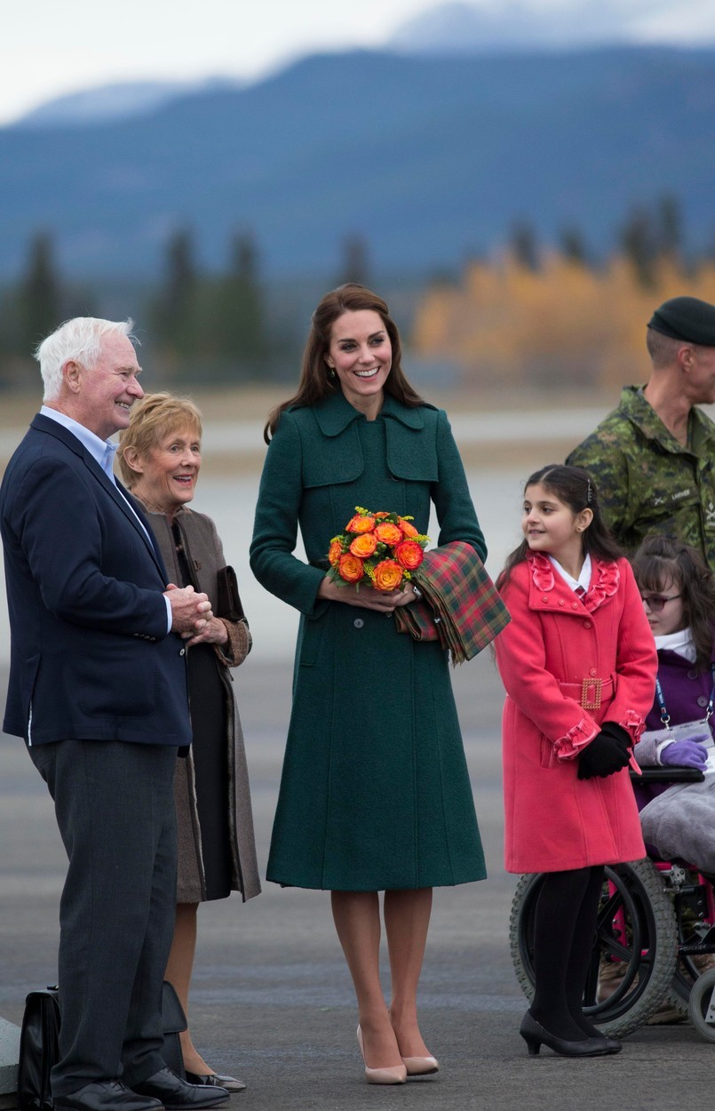 FOTO: To so oblačila, ki jih je Kate Middleton nosila na kraljevem obisku v Kanadi!